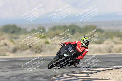 media/Jan-15-2026-Racers Edge (Thu) [[dfebeb70ab]]/2-A Group/Session 3 (Turn 16)/